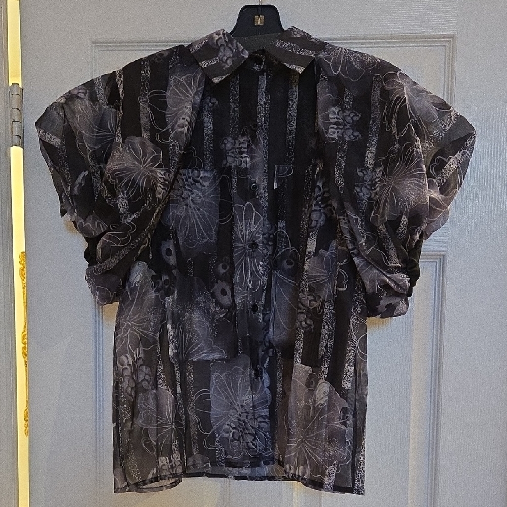 Woman's Fashion Blouse
